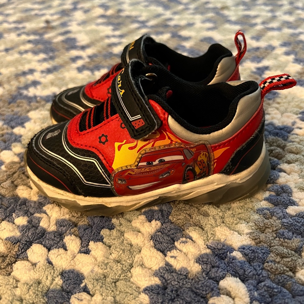 Light Up Toddlers Red Lightning McQueen Sneakers - Velcro Closure